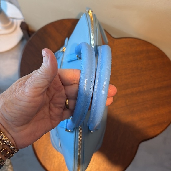 Dooney & Bourke  Satchel  shoulder bag  Saffiano light blue  front zipper pocket - Picture 4 of 15